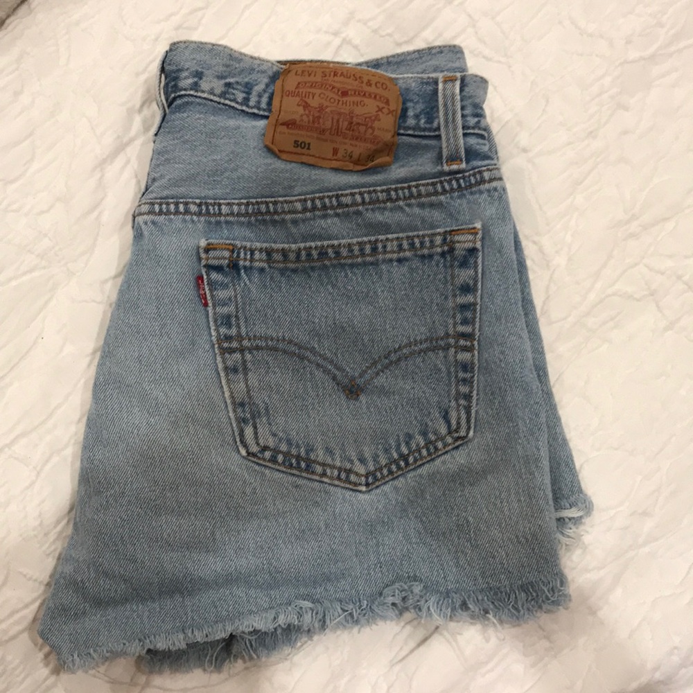 Levi’s 501 Cutoff Shorts